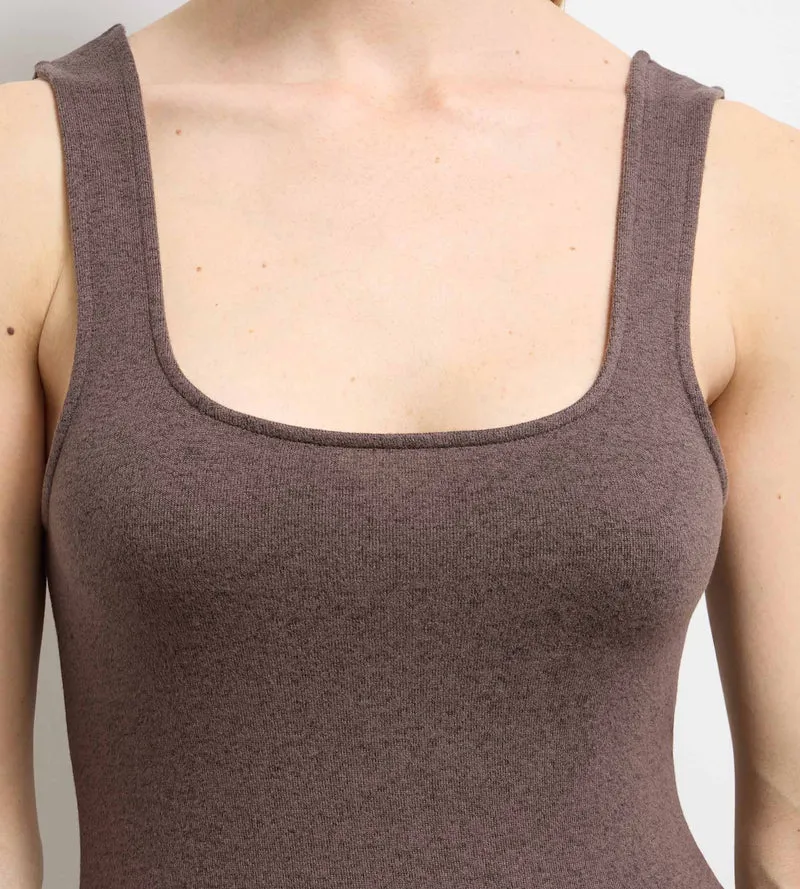 Pyjama-Set aus feinem, tiefbraunem Jersey von DIM x Ines de la Fressange