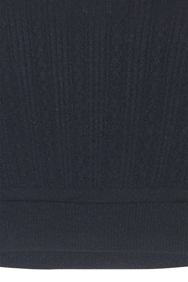 Elastischer Pulli