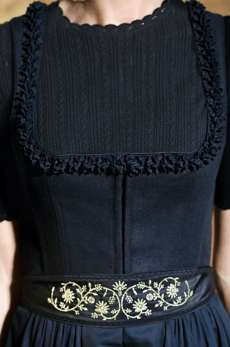 Elastischer Pulli