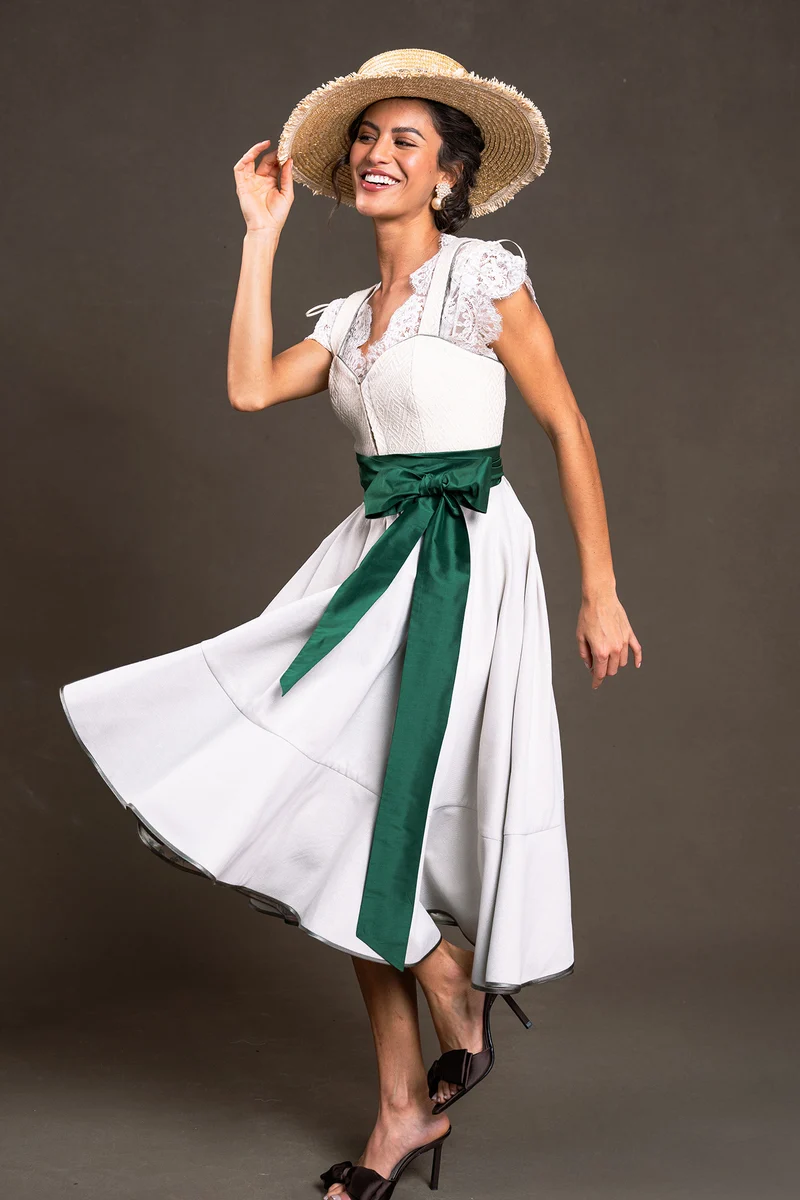 Dirndlkleid mit Seidenmieder in ivory - Perola