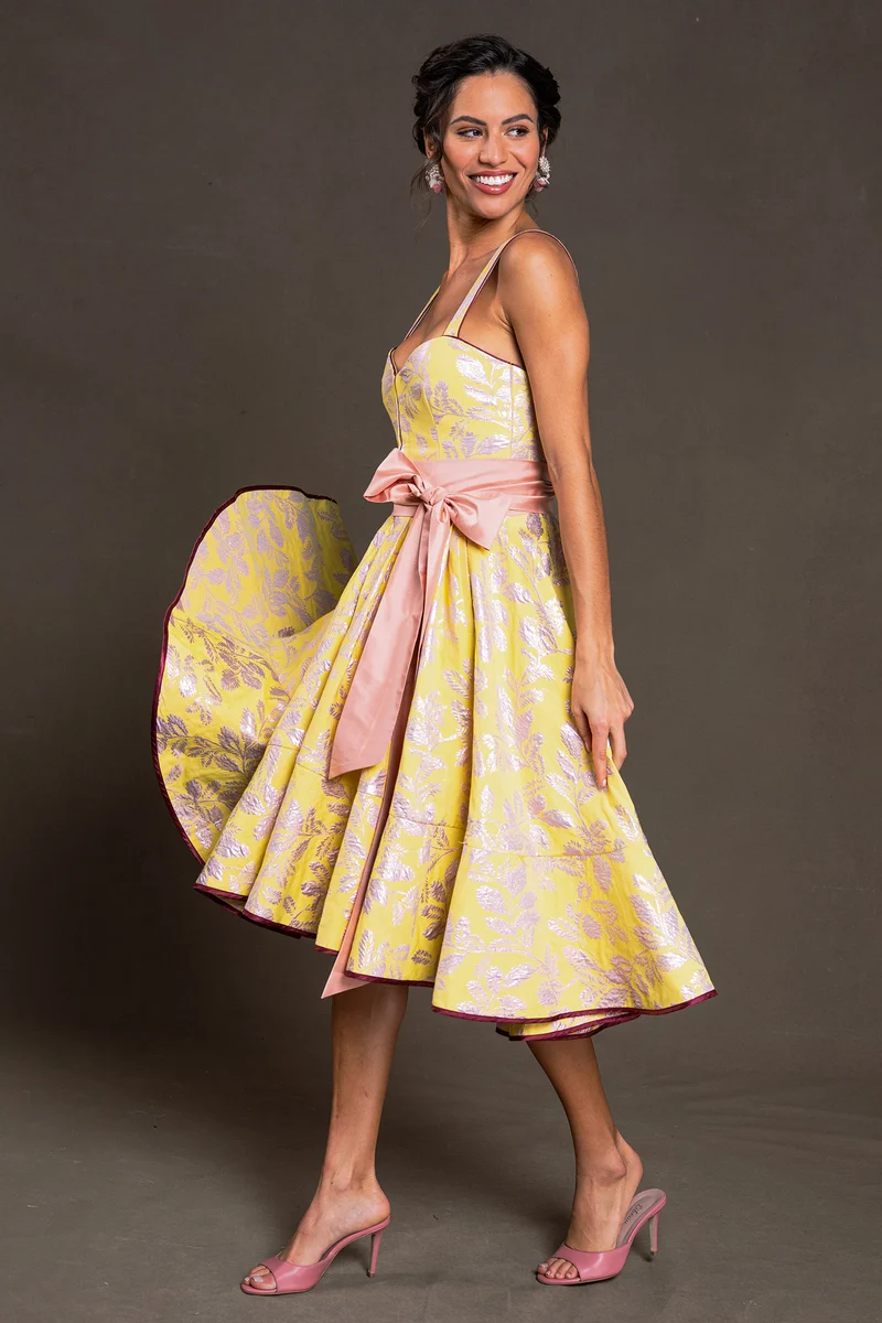 Designerdirndl in gelb Jacquard - Isabel