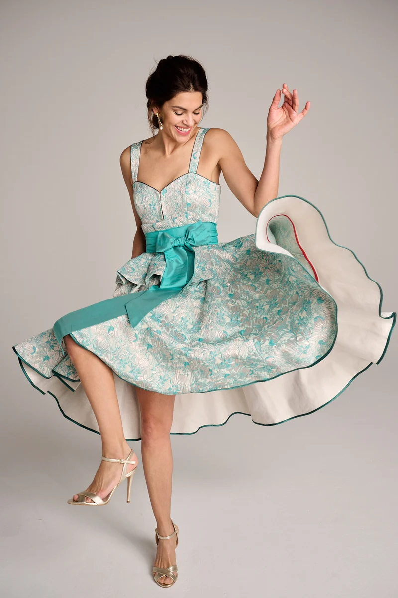 Designerdirndl in Tiffany-Türkis Jacquard - Mariza