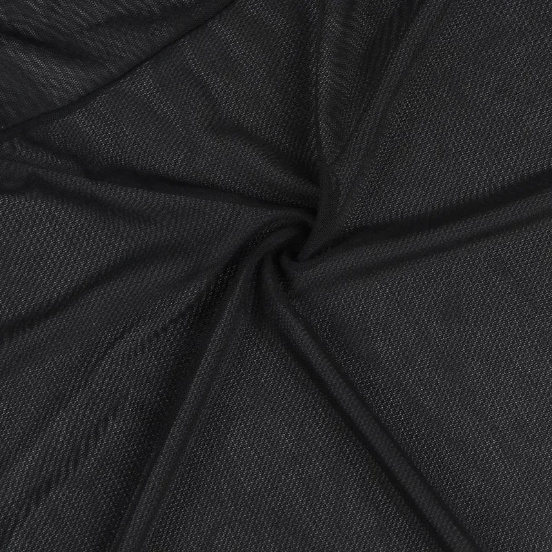 Schwarzes Babydoll aus Spitze – Tiefer V-Ausschnitt, unregelmäßiger Saum und neun Knöpfe vorne