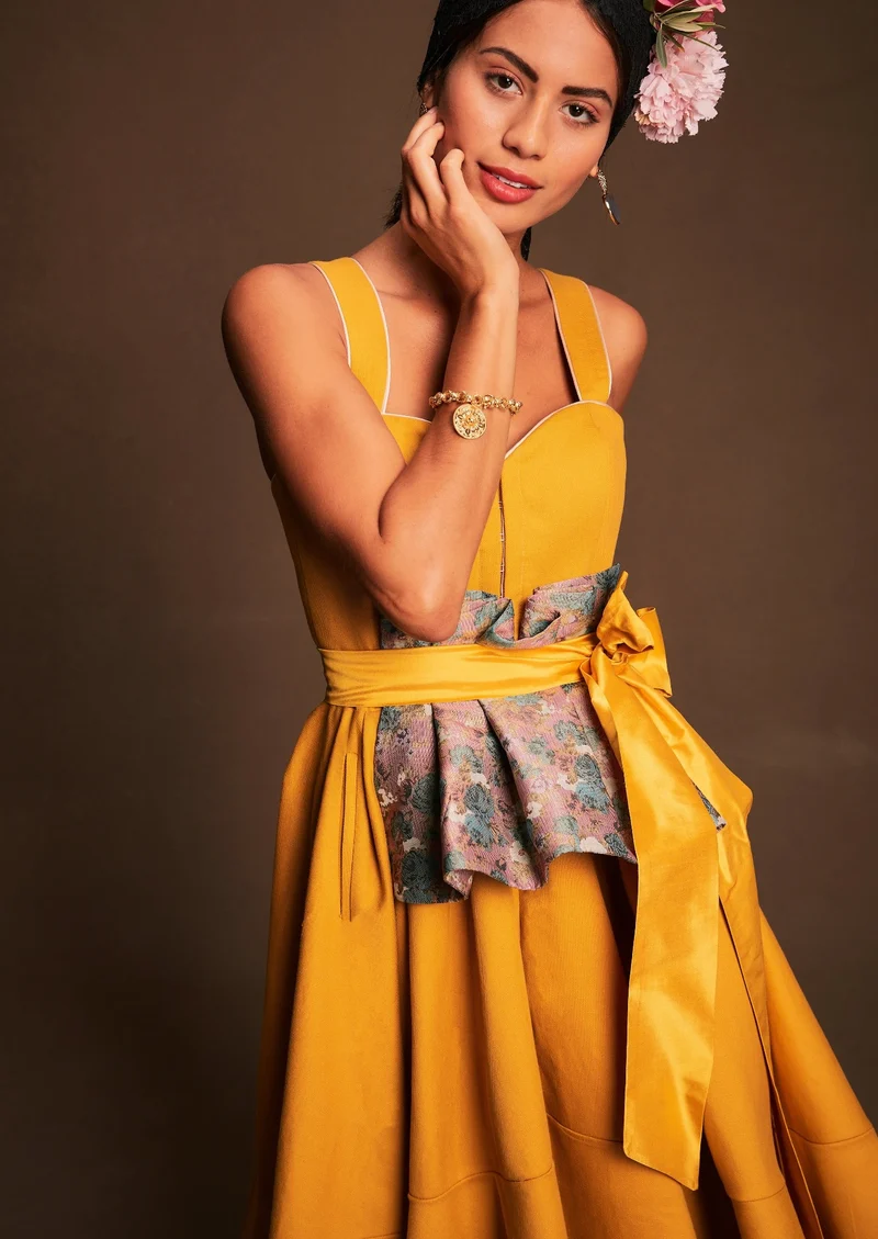 Dirndlkleid in mango gelb - Cascais