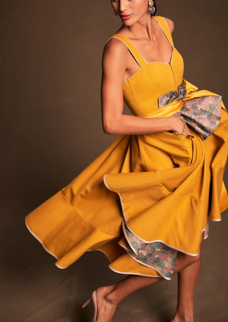 Dirndlkleid in mango gelb - Cascais