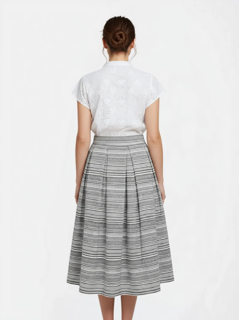Allover-Strick Bluse mit kleinem V-Ausschnitt
