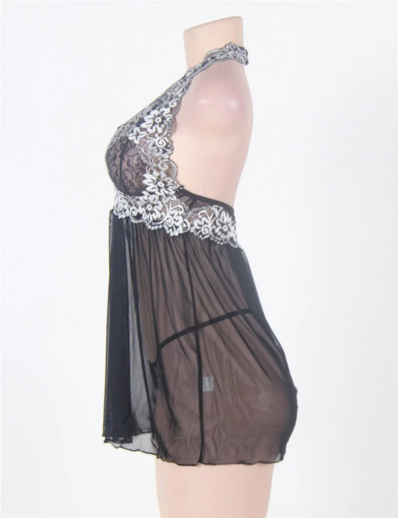 Schwarzes, zweifarbiges Babydoll- und String-Set aus Neckholder-Mesh mit Spitzenbesatz und passendem String.