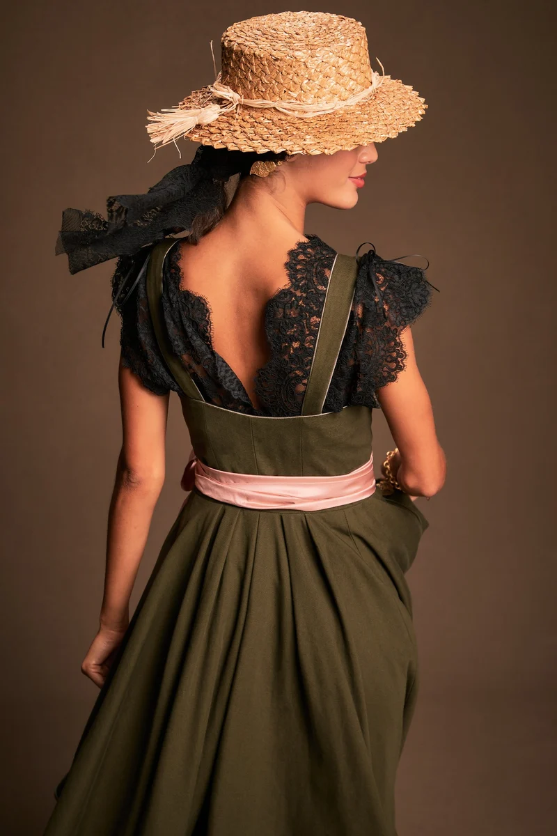 Designerdirndl in nadelgrün - Faro