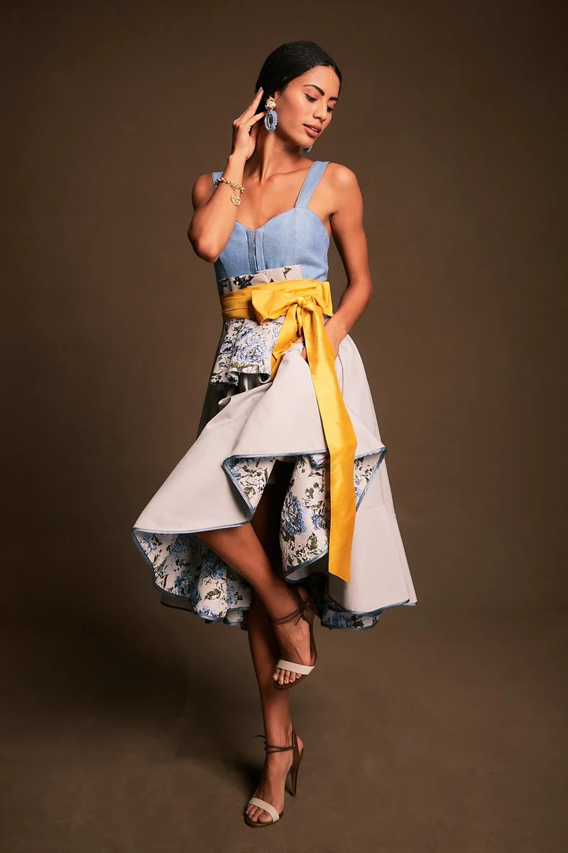 Designerdirndl in hellbau, grau - Carvoeiro