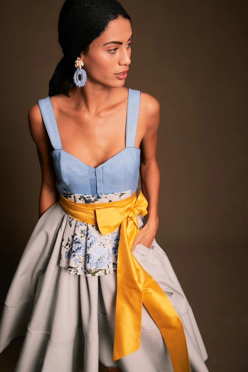 Designerdirndl in hellbau, grau - Carvoeiro