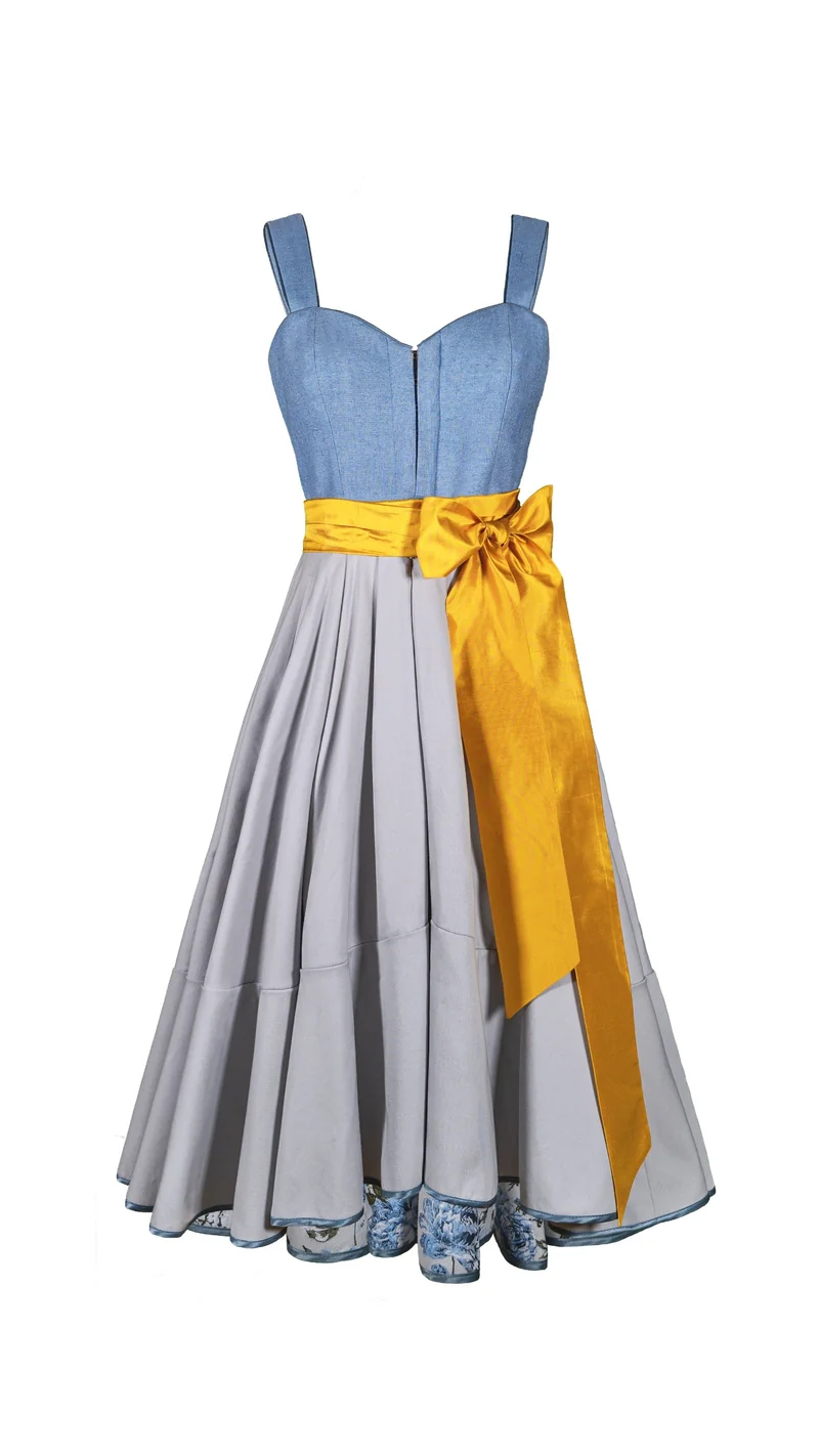 Designerdirndl in hellbau, grau - Carvoeiro