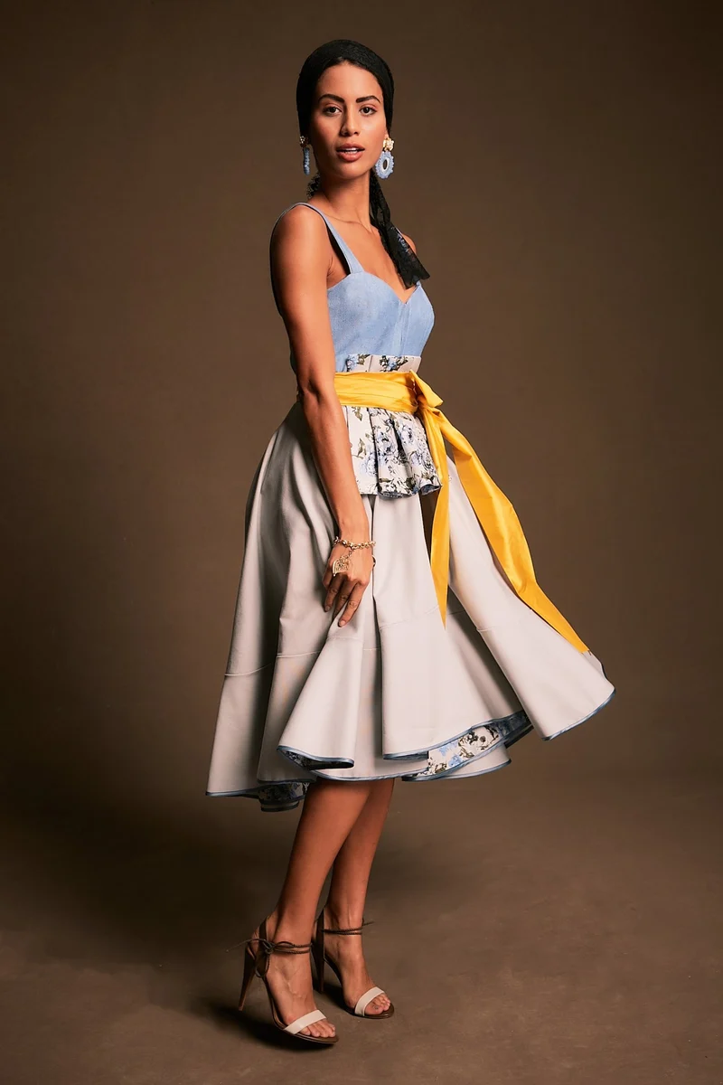 Designerdirndl in hellbau, grau - Carvoeiro