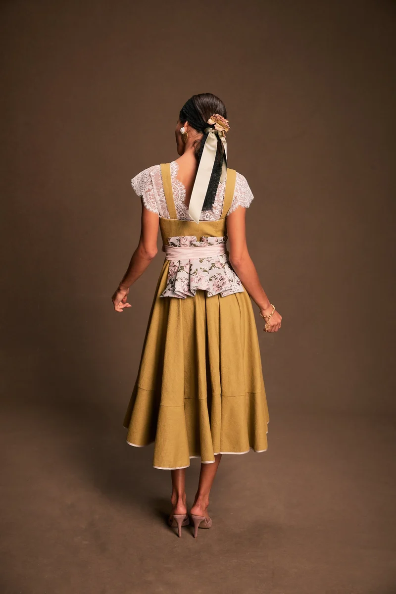 Designerdirndl in kiwi, rose - Luz