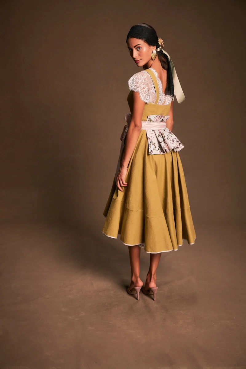 Designerdirndl in kiwi, rose - Luz