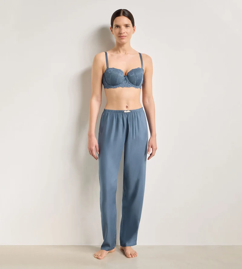 Pyjama-Hose aus Twill in Puderblau von Slow Days Fresh Vibes