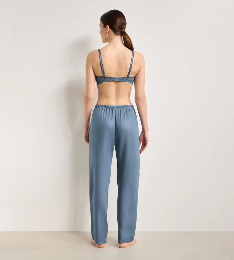 Pyjama-Hose aus Twill in Puderblau von Slow Days Fresh Vibes