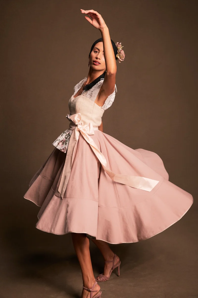 Dirndlkleid in creme, rose - Lisboa