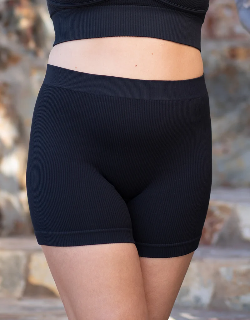 High-Waist-Shorts-Set 2x Freeda Black/Olive