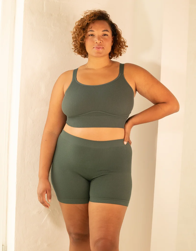 High-Waist-Shorts-Set 2x Freeda Black/Olive