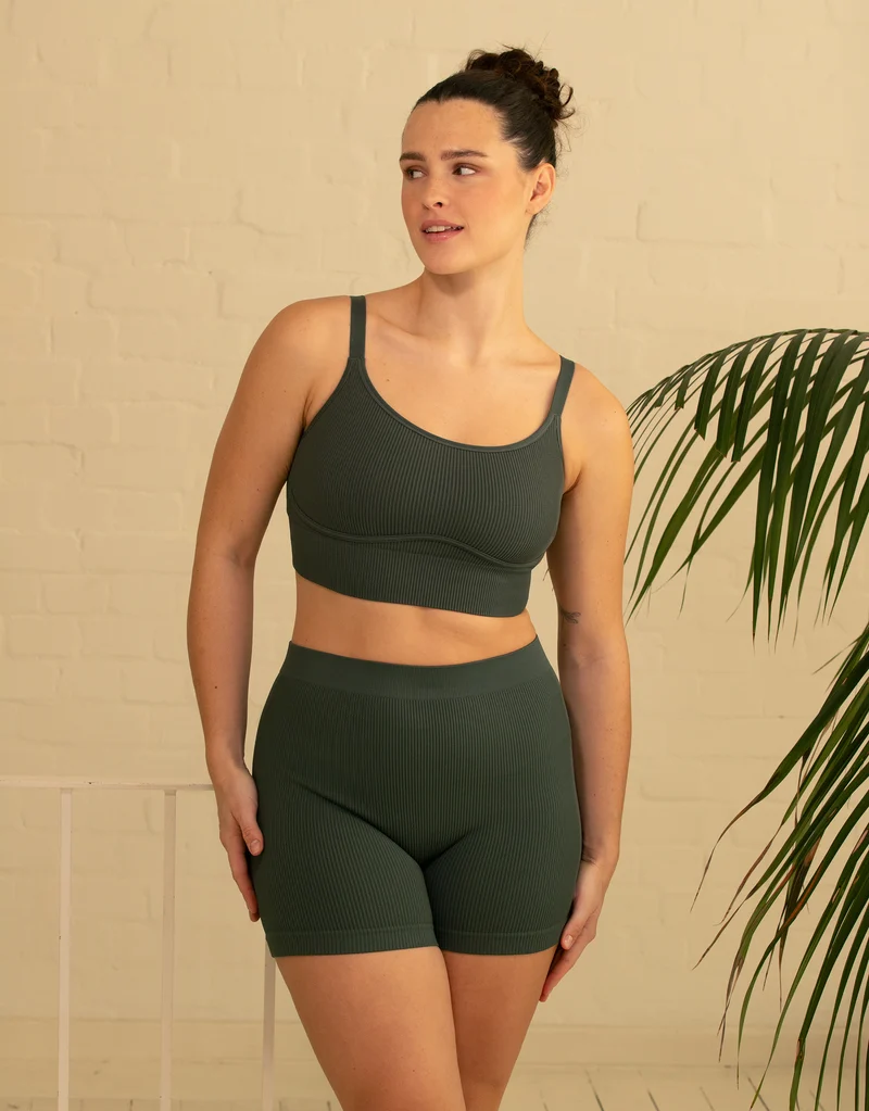 High-Waist-Shorts-Set 2x Freeda Black/Olive