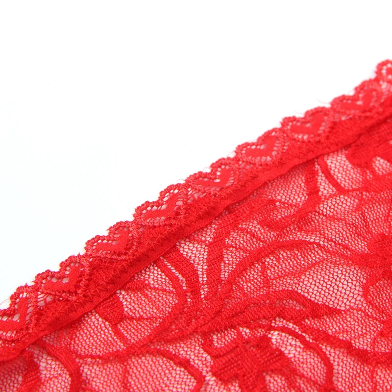 Rotes Babydoll aus Spitze mit Bügeln, herzförmigem Spitzen-Seitenschlitz und verstellbarem Rückenverschluss