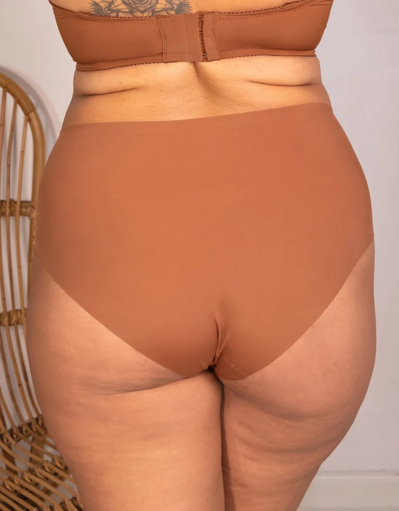High-Panty Invisible Basic Mousse