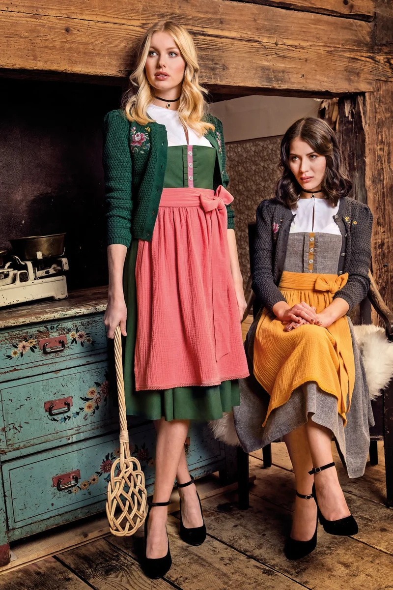 LEINEN DIRNDL TRADITIONAL TANNE/LACHS