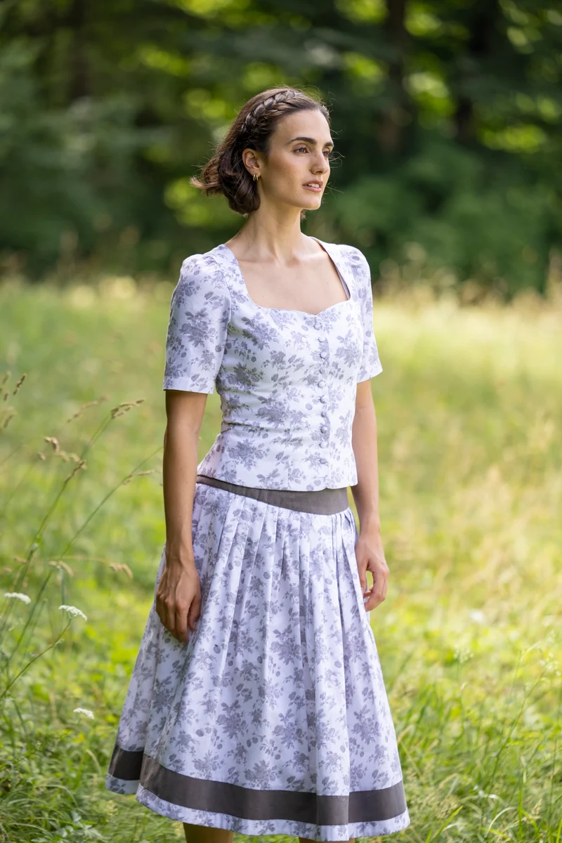 Passenrock mit floralem Muster und Corddetail