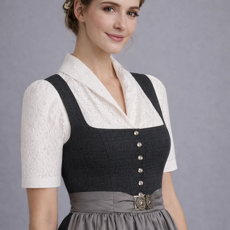 Spitzen-Dirndlbluse mit Schalkragen