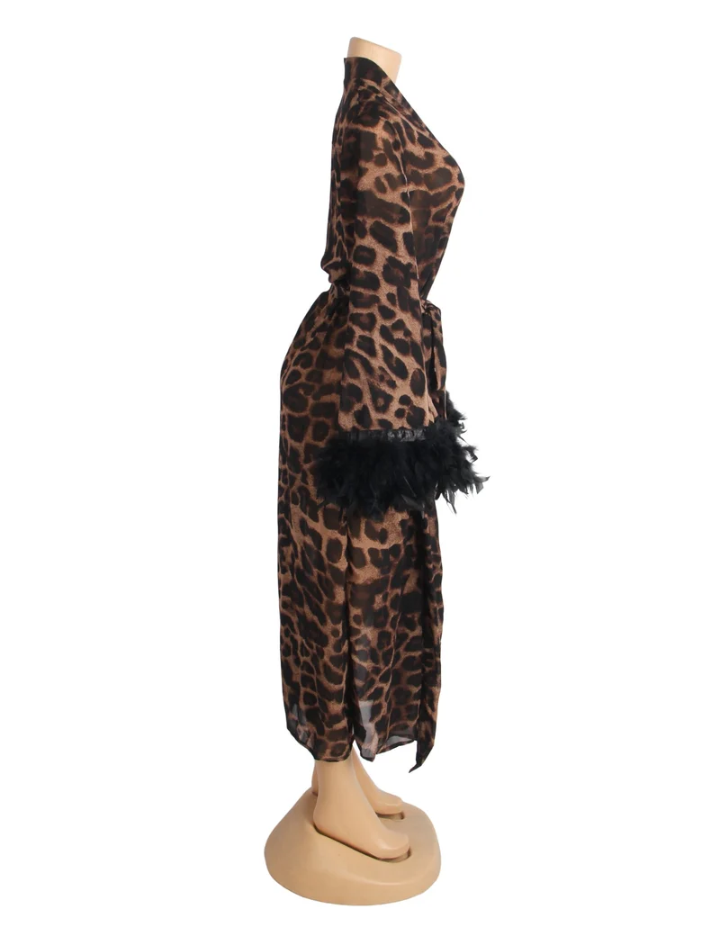 Chiffon-Bademantel mit Leopardenmuster – Abnehmbare Federbündchen, offene Vorderseite & Gürtel