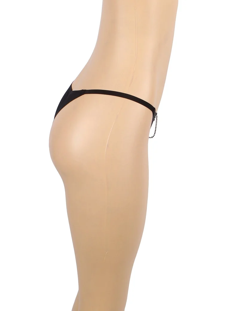 Nahtloser String aus schwarzer Eisseide – Strasskette & plissierte Vorderseite