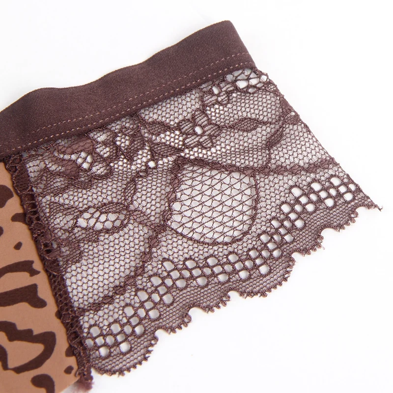 Nahtloser Stringtanga mit Leopardenmuster aus Eisseide – Elastischer Spitzenbund