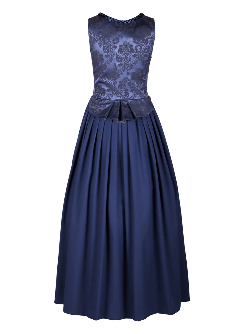 Standard Dirndl mit Schnürung