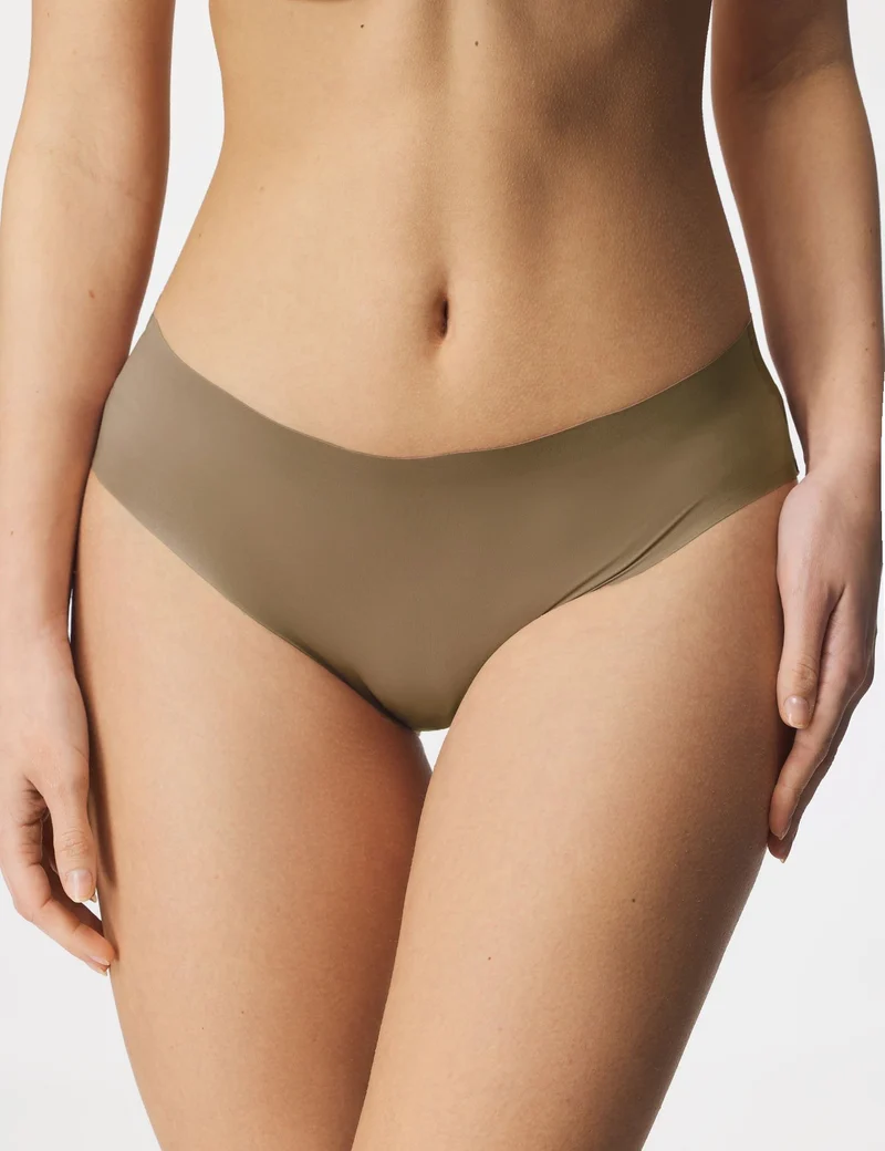 Nahtloser String aus brauner Eisseide – mit gewelltem Spitzendetail an der Hüfte und verstellbarem Beinausschnitt