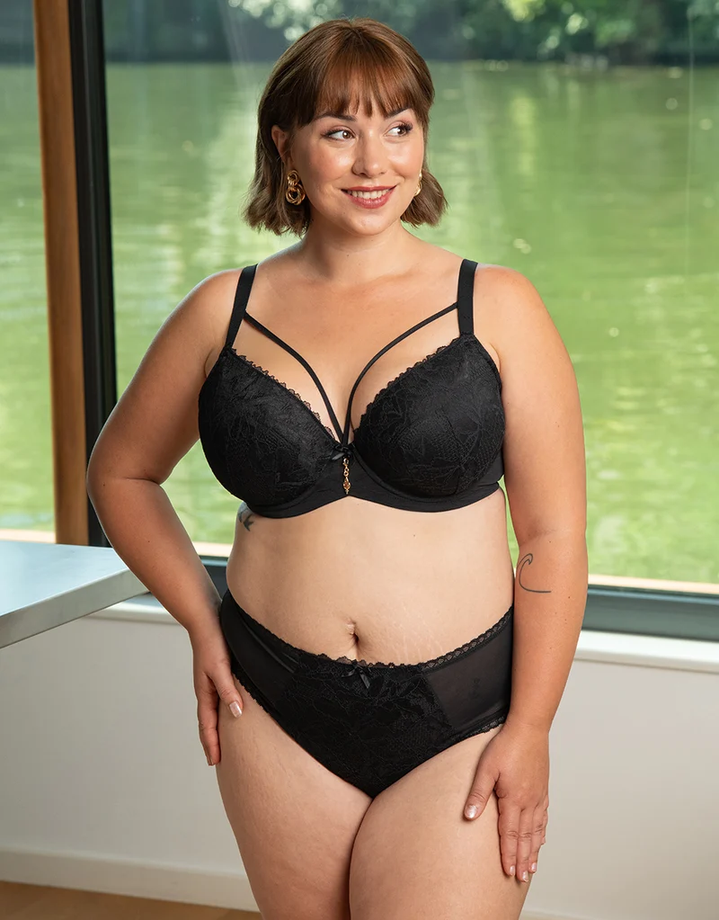 BH Vienna Strappy Black