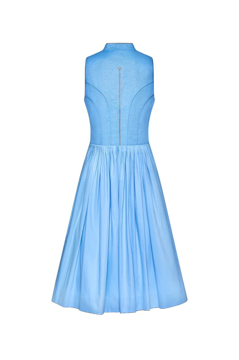 Dirndl mit Stehkragen