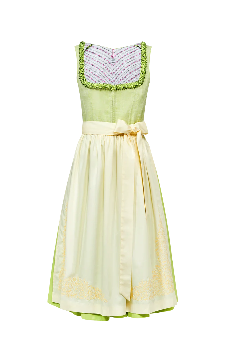 Dirndl mit Henndorfer Rüsche
