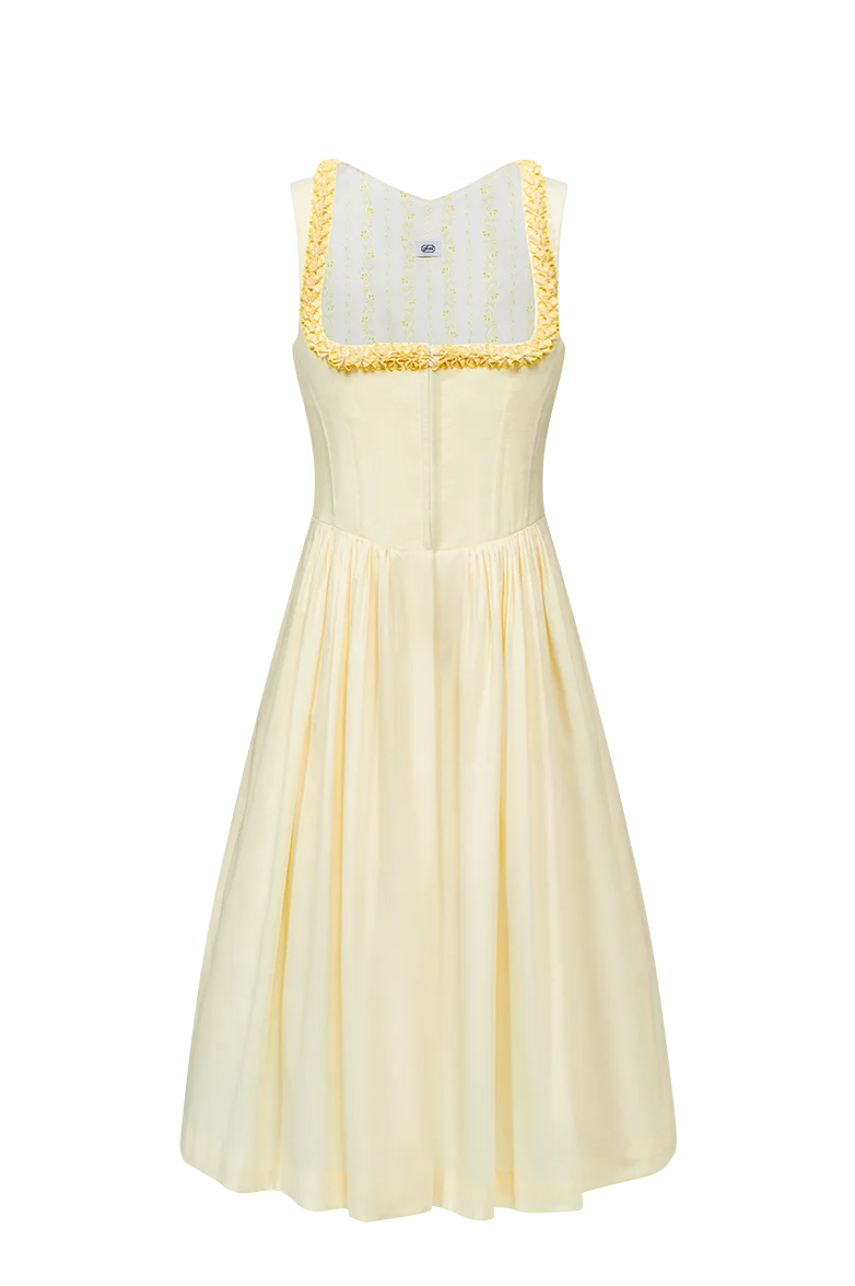 Dirndl mit Henndorfer Rüsche