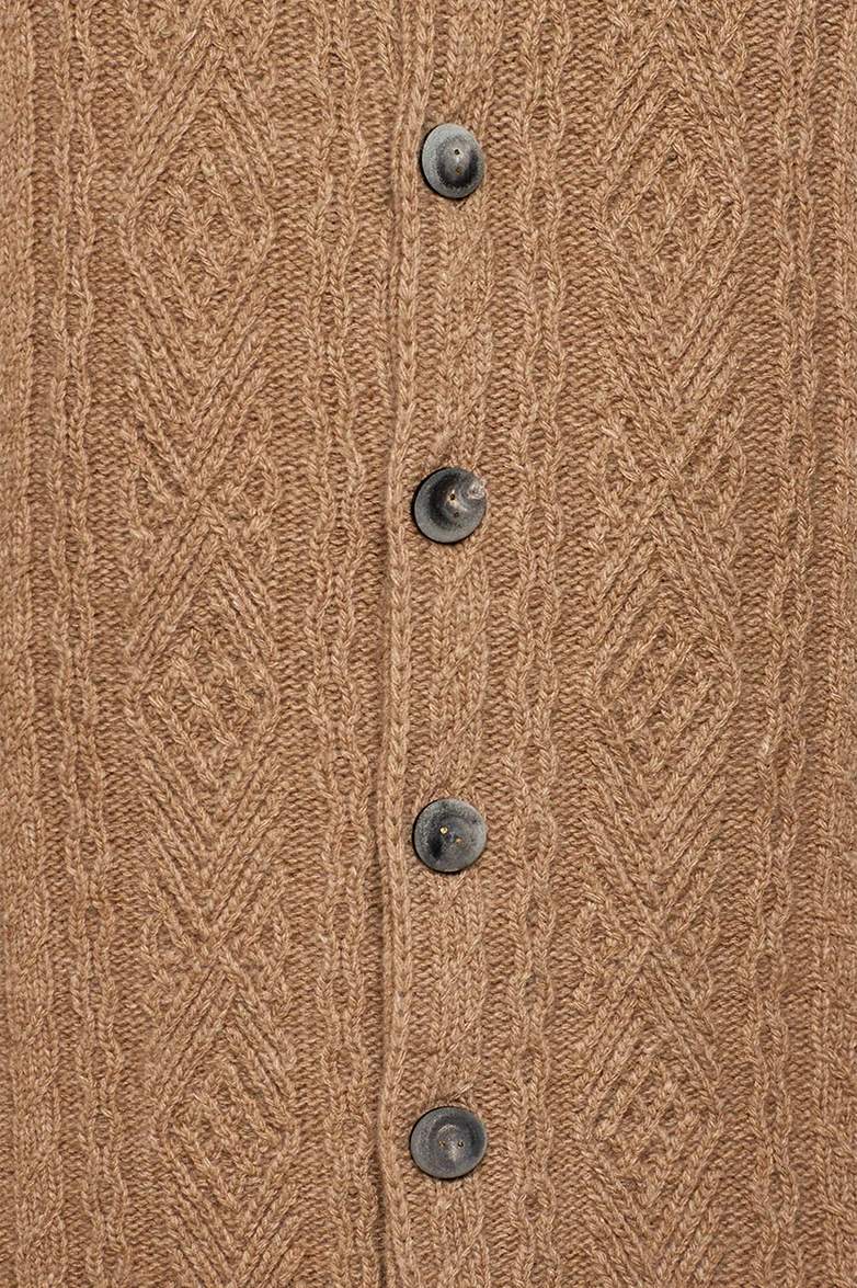 Traditionelle Strickjacke