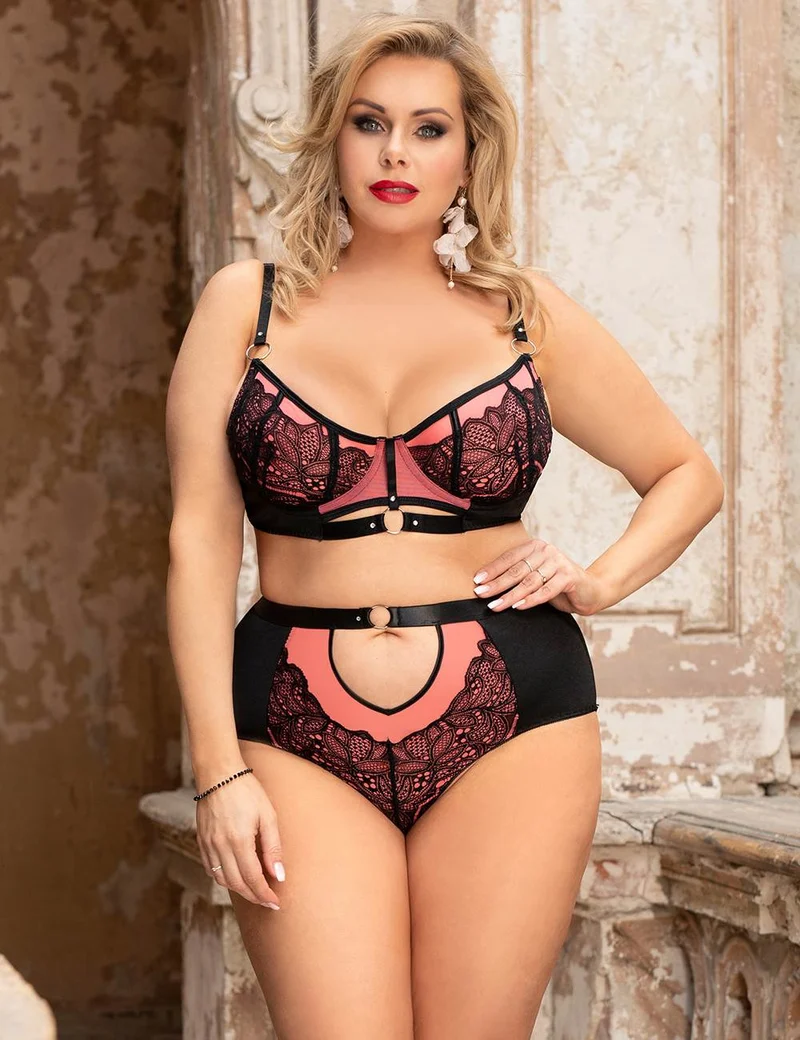 BH-Set aus rosa Spitze und Mesh – mit Bügeln, Strassverschlüssen, hohem Bund und breitem Gummiband