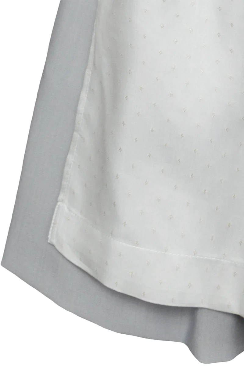 Dirndl in Midilänge mit Retromieder