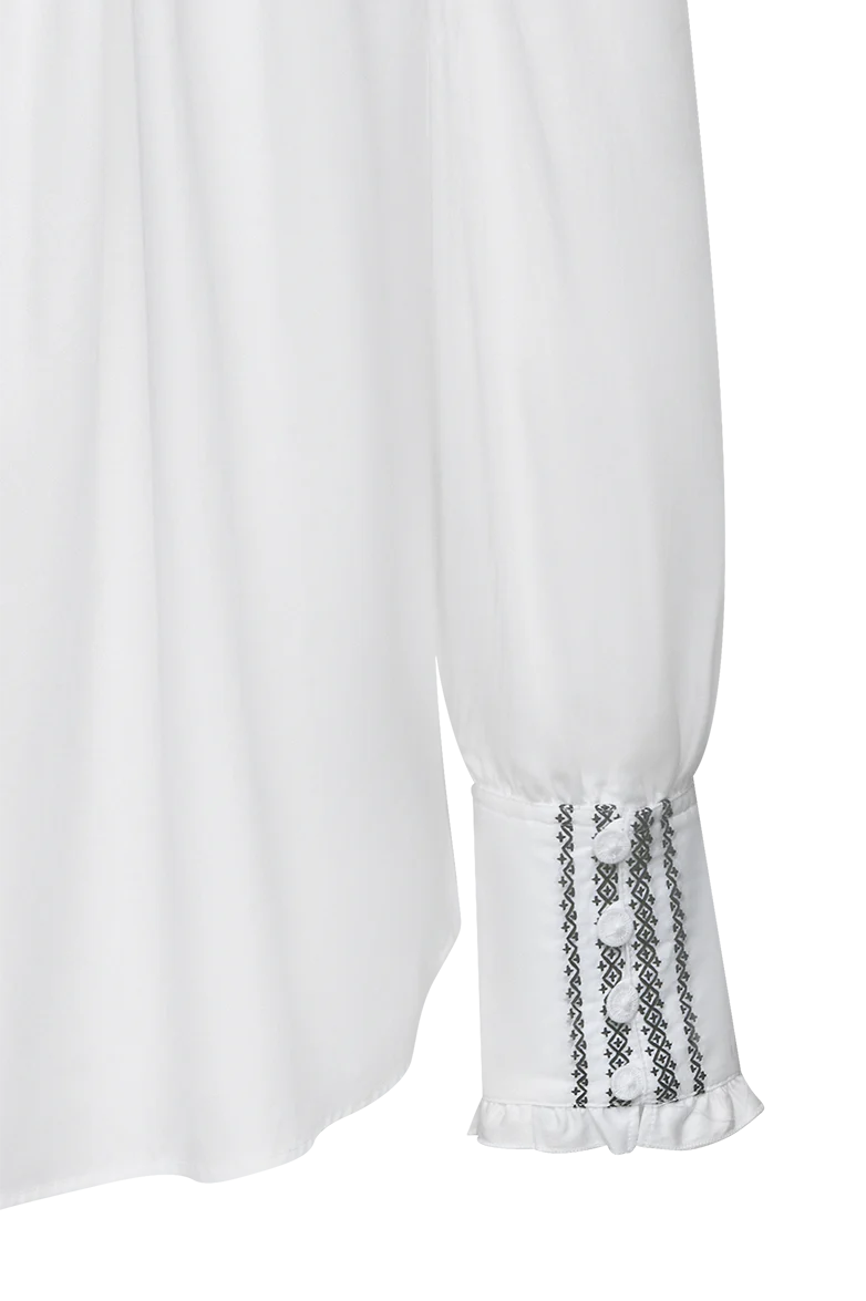 Festbluse mit Stehfalten
