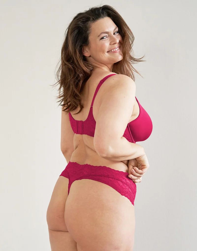 String Lucy Raspberry