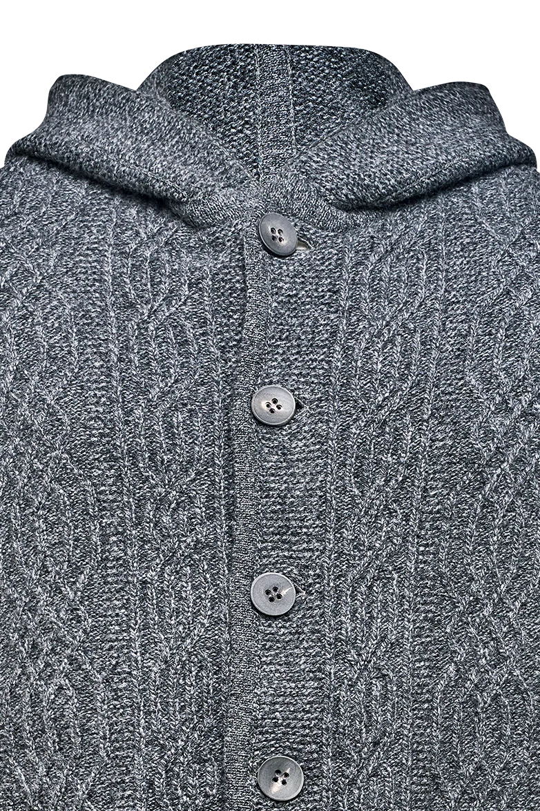 Strickjacke mit Kapuze