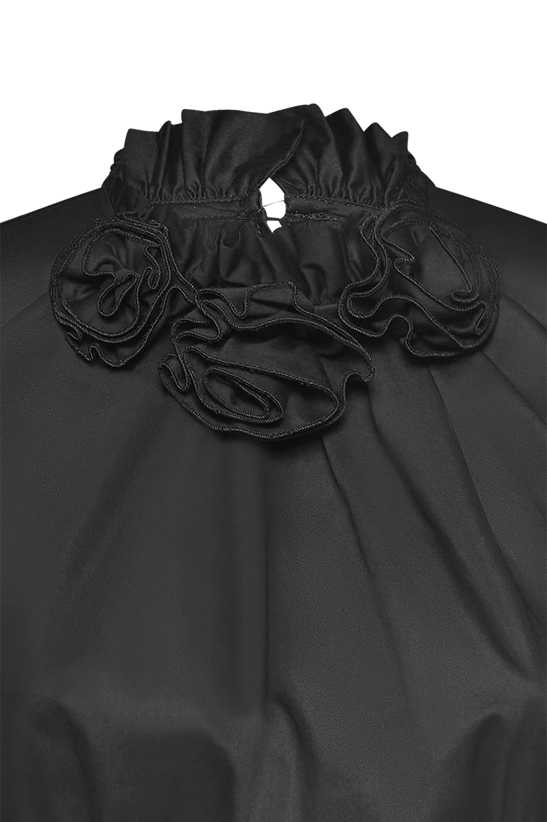Dirndlbluse mit Rosen