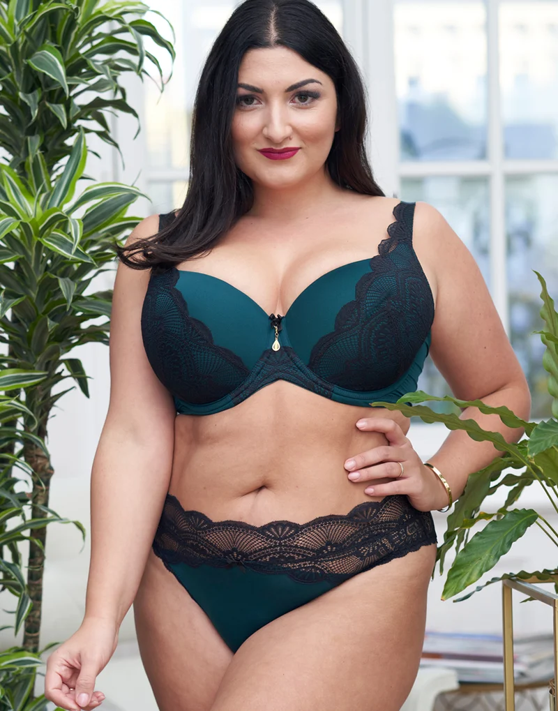BH Pure Divine Peacock