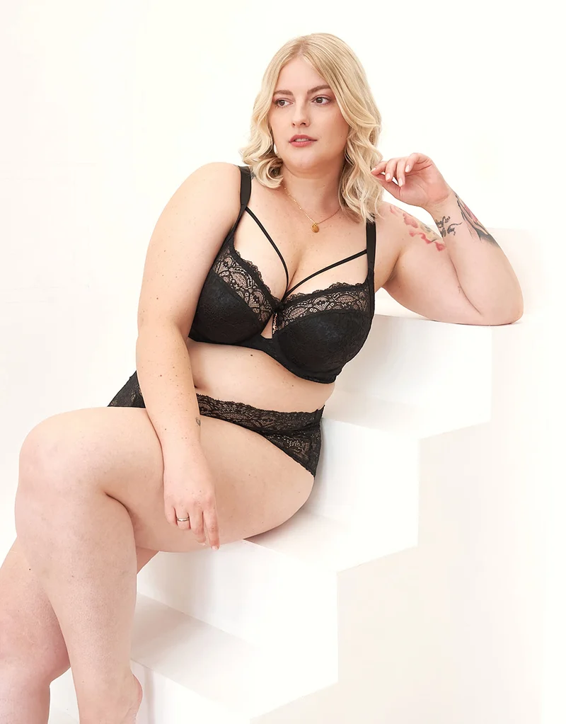 BH Eliana Satin Black