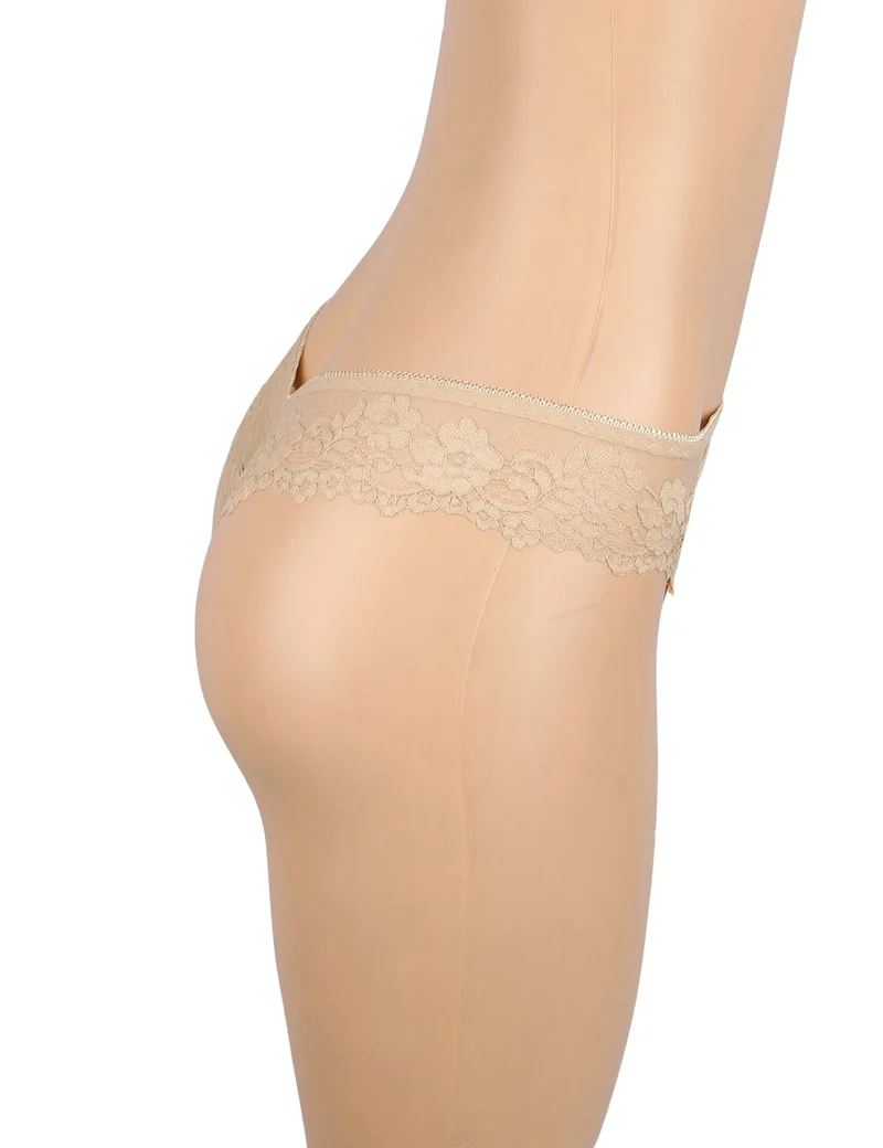 Beigefarbener Slip aus floraler Spitze mit Baumwollfutter