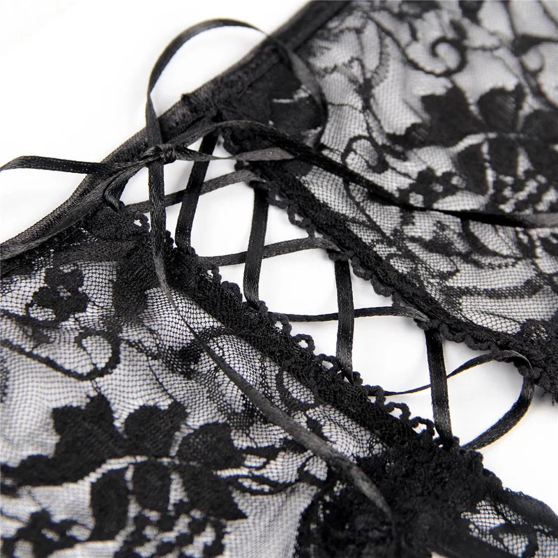 Schwarzer, floraler Spitzen-Slip mit vollständiger Bedeckung, gekreuztem Rückenausschnitt und offenem Schritt