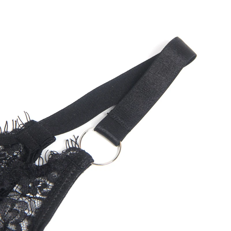 Schwarzes Bügel-BH-Set aus Wimpernspitze mit elastischem Unterbrustband und verstellbaren Trägern